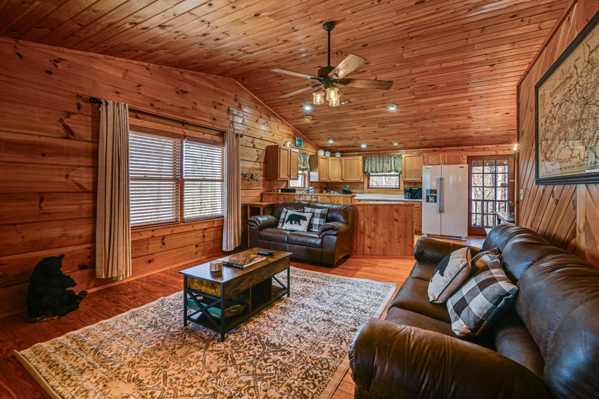 Bryson City Cabin With Hot Tub, Views And Pool Table! Екстериор снимка