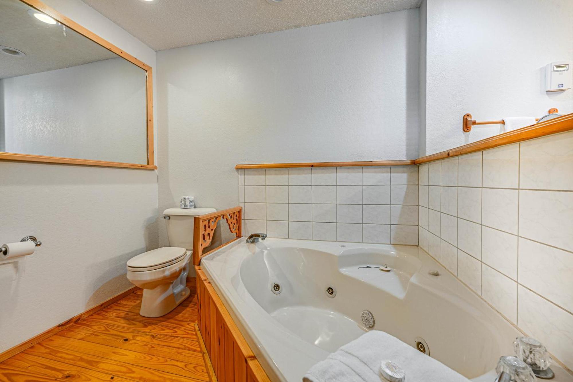 Bryson City Cabin With Hot Tub, Views And Pool Table! Екстериор снимка